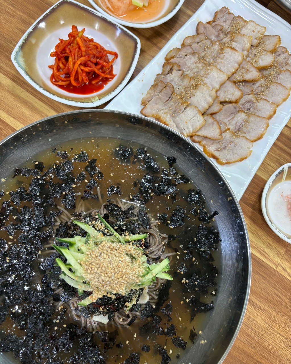 용천막국수