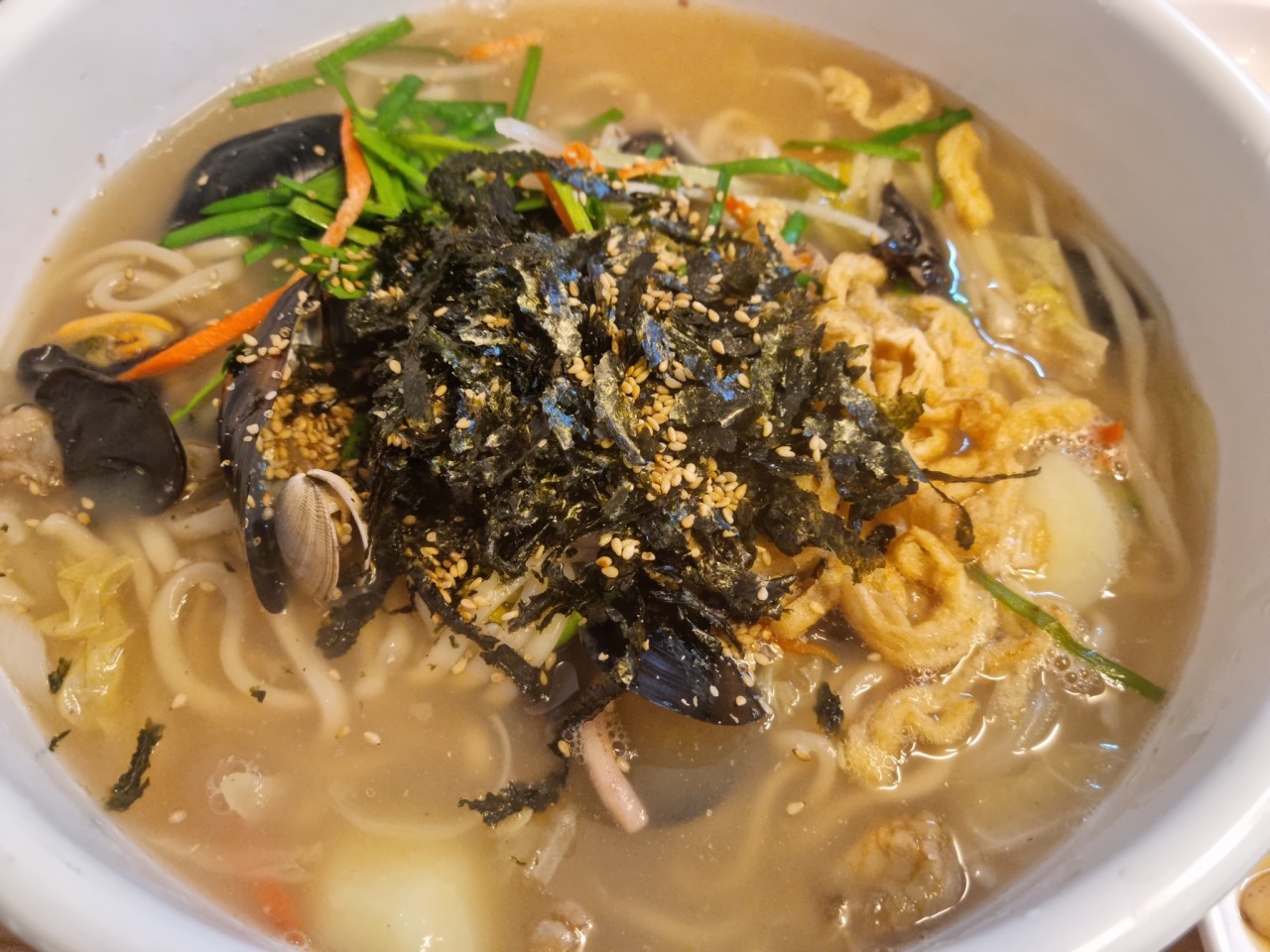국수의신