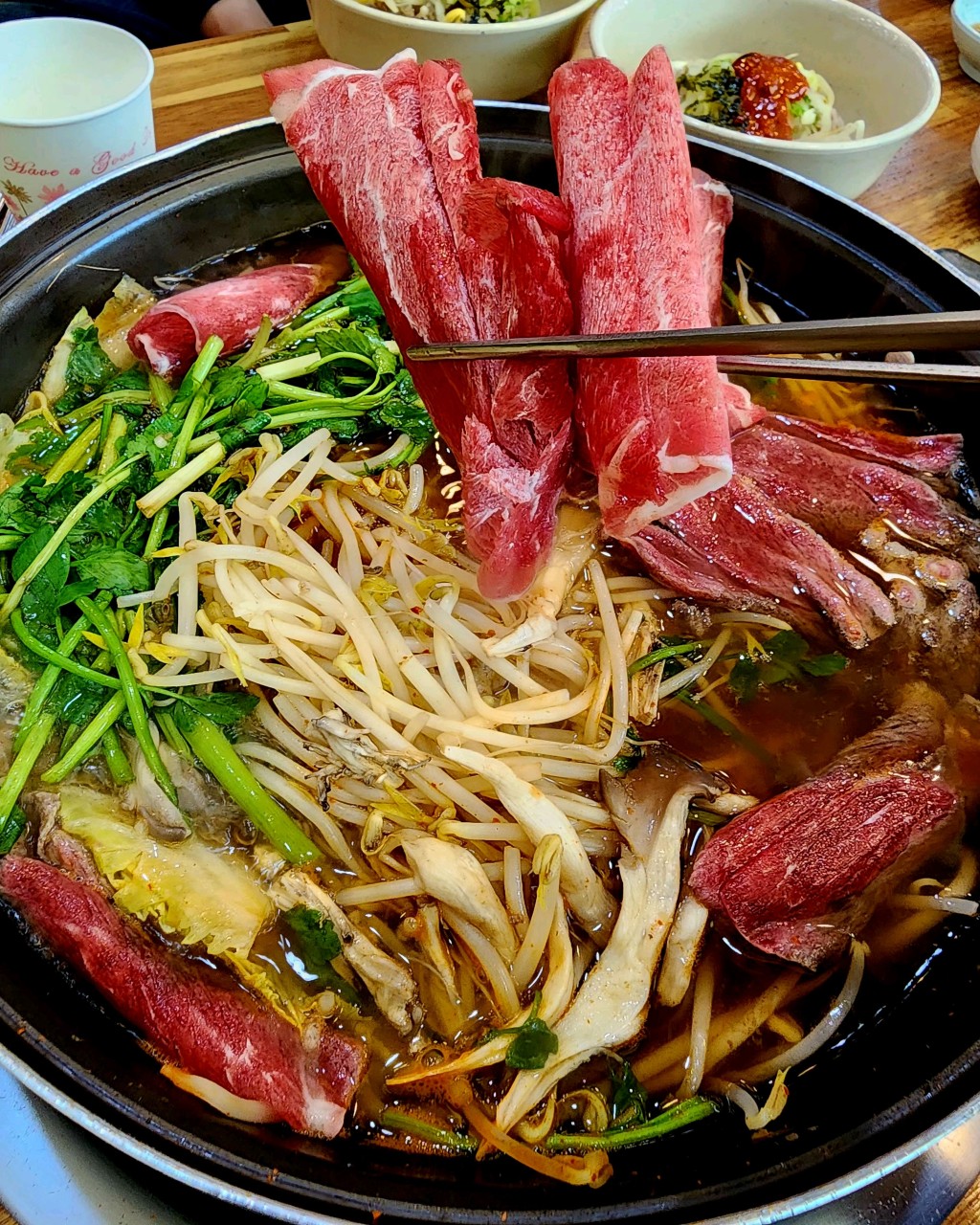 밀밭손칼국수