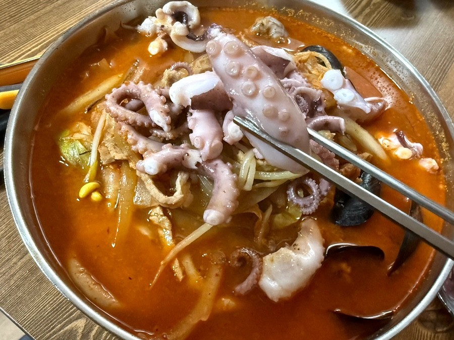 봉화짬뽕전문점