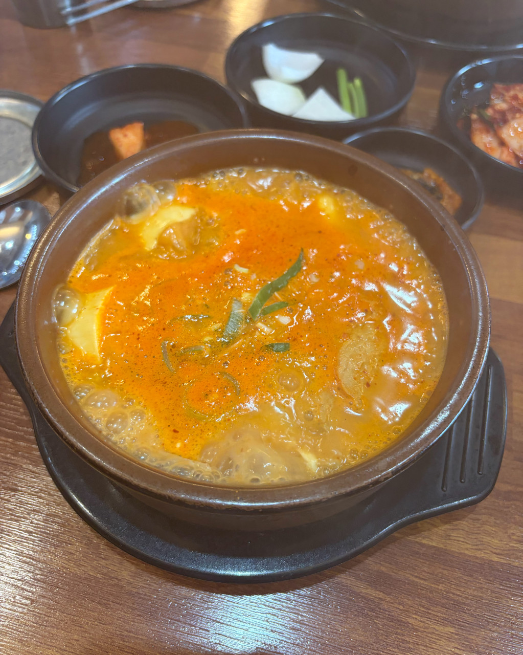 부산아지매국밥 오류동역점