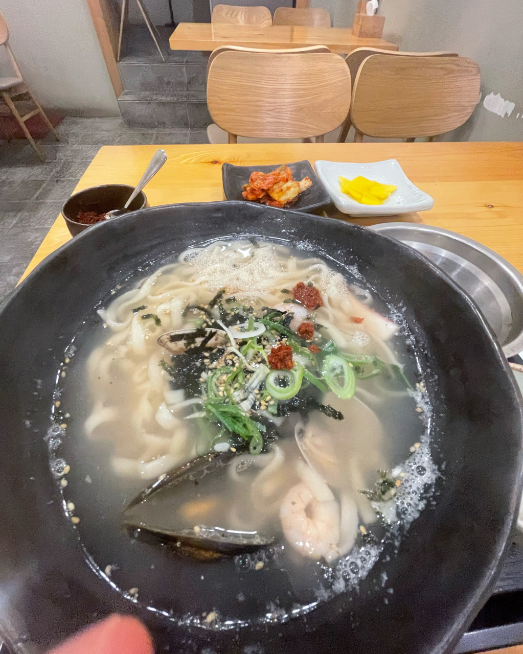 시장통칼국수